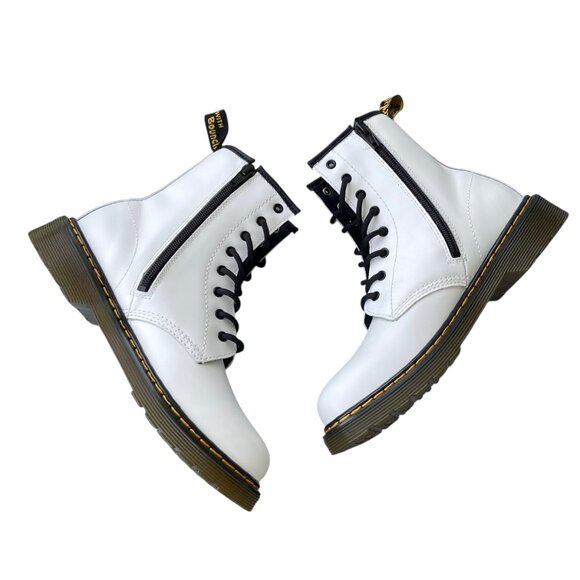 ✨ Dr. Martens 1460 White Softy T Leather Lace Up Boots SZ 6 - Picture 5 of 7